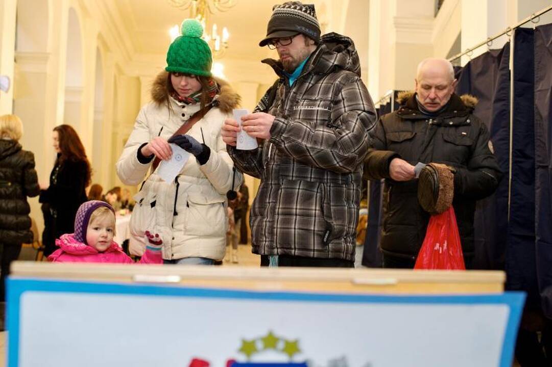 Latvijoje iki 16 val. referendume dalyvavo 50,79 proc. rinkėjų