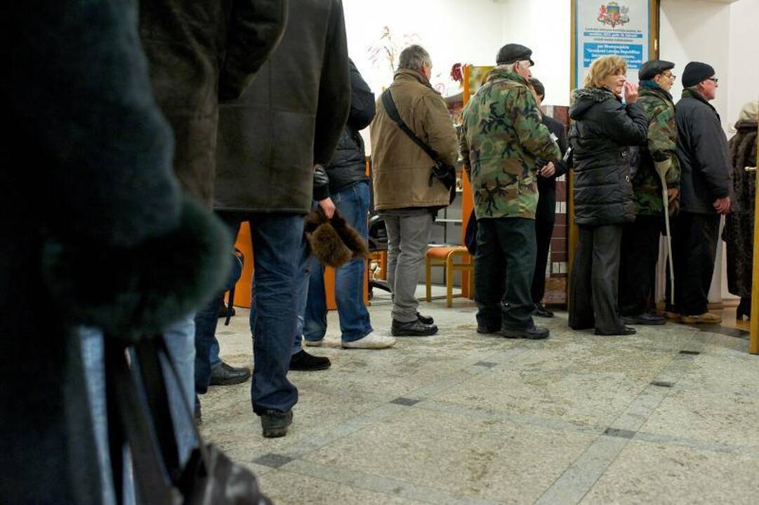 Latvijoje iki 16 val. referendume dalyvavo 50,79 proc. rinkėjų