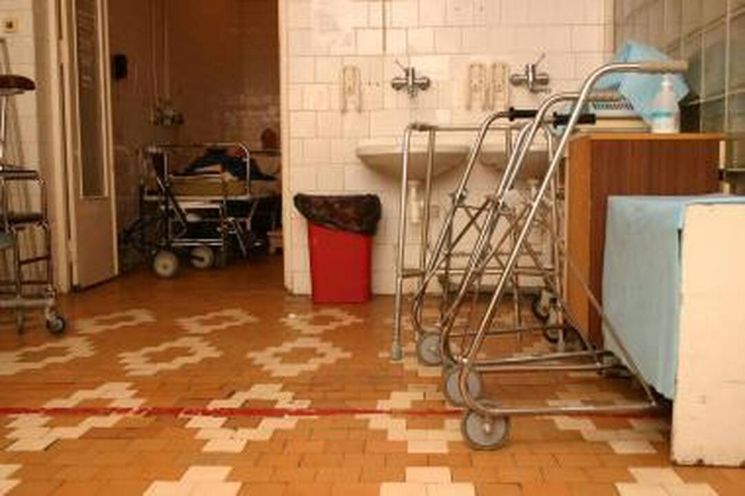 Nebėra eilių atlikti sąnarių protezavimą