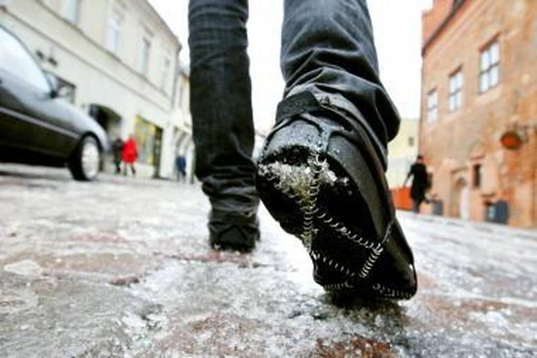Atlydis praeiviams kelia pavojų
