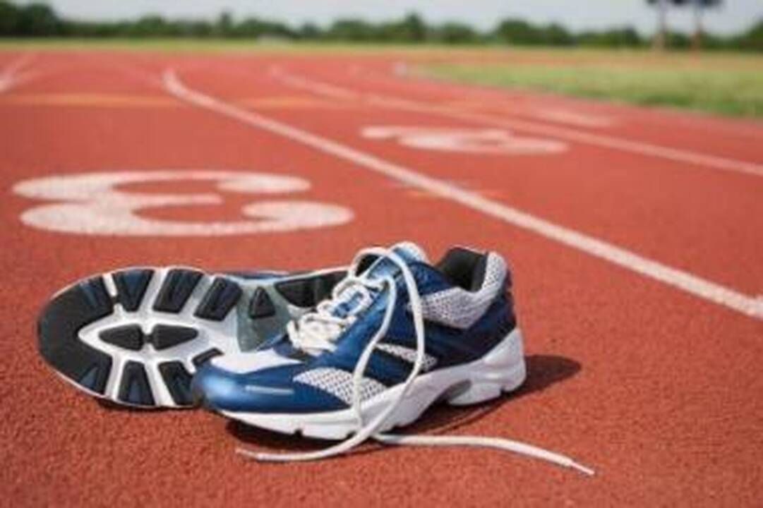 Sportininkai bėgo vieną valandą