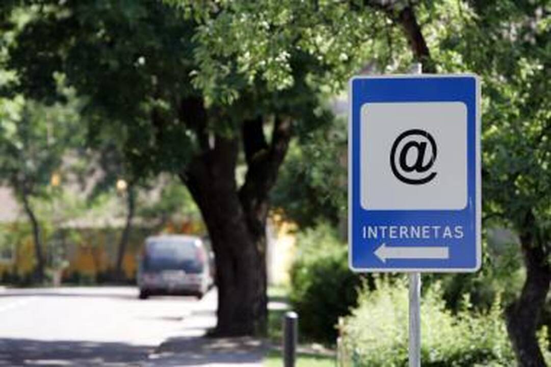 Bibliotekose - viešosios interneto prieigos
