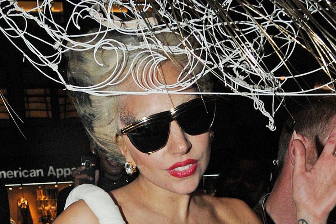 Lady Gagos asistentė: buvau dainininkės vergė