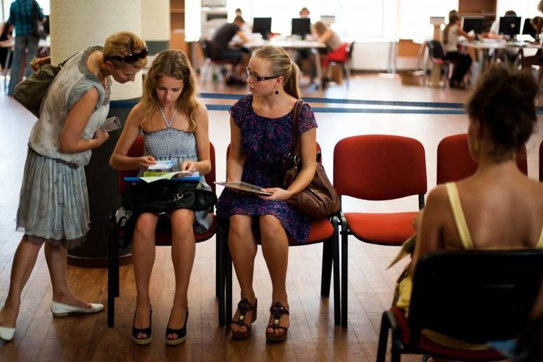 Ekonomistas: priešnuodis emigracijai – skatinti jaunimą kurti verslą