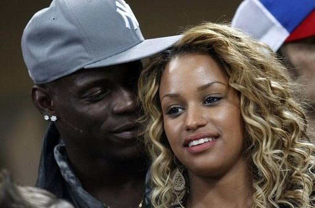 M. Balotelli leis „Real“ žaidėjams permiegoti su jo mergina, jei...