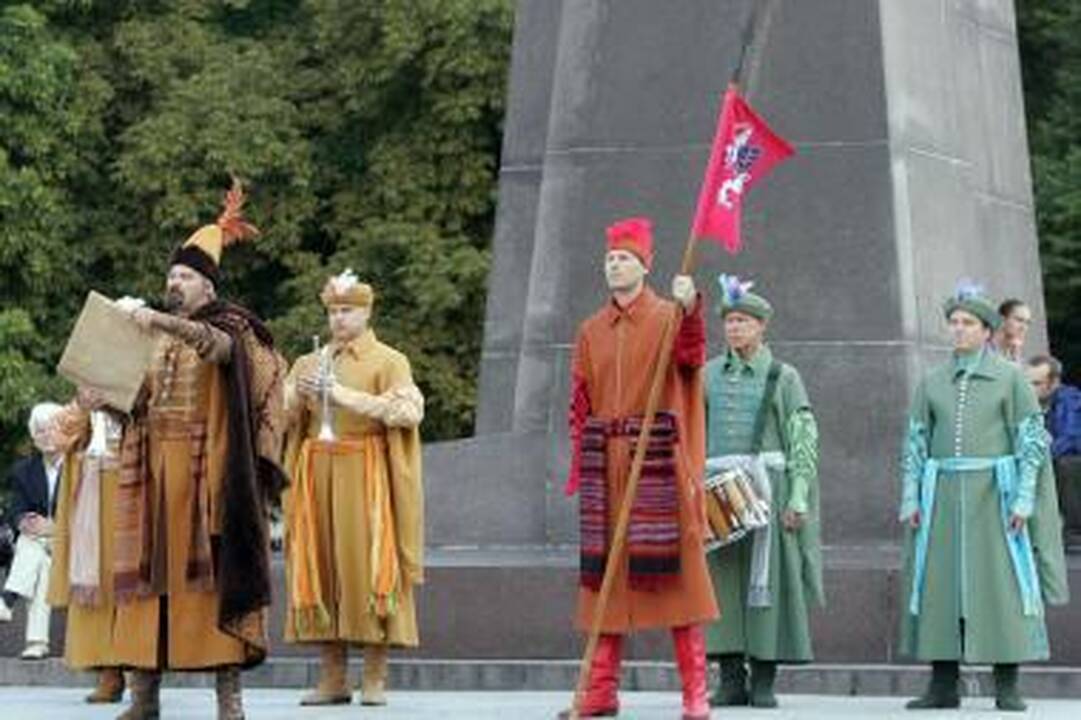 Prie Valdovų rūmų vaidinami žymiausi lietuvių mūšiai