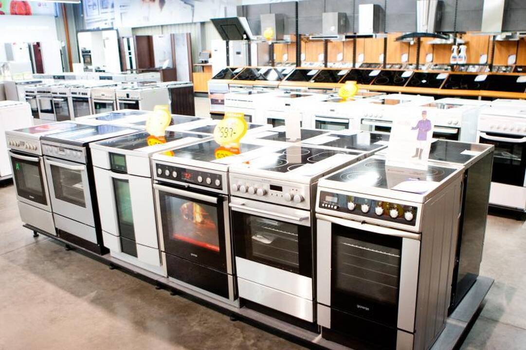 Nauja „Elektromarkt“ parduotuvė - atsigaunančios prekybos požymis