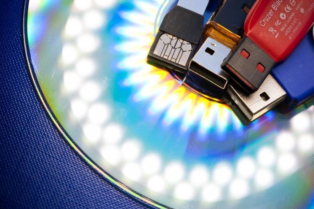 Ar technologijos suteikia galimybę duomenis saugoti amžinai?