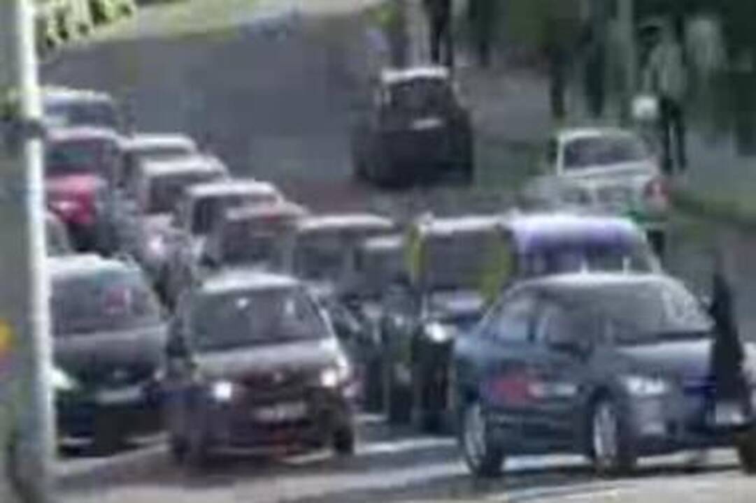 Karas keliuose: įžūlūs vairuotojai Vilniuje (video)