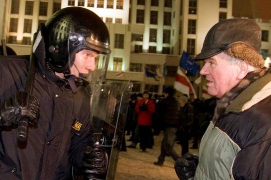 J.Romančiukas: po neramumų Minske Baltarusijos valdžia gali nutraukti beveik visų partijų veiką