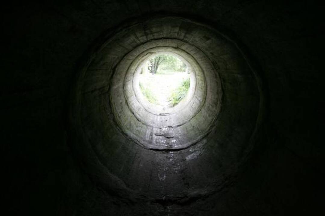 Pirmą kartą kvantinis tuneliavimas valdytas su šviesa