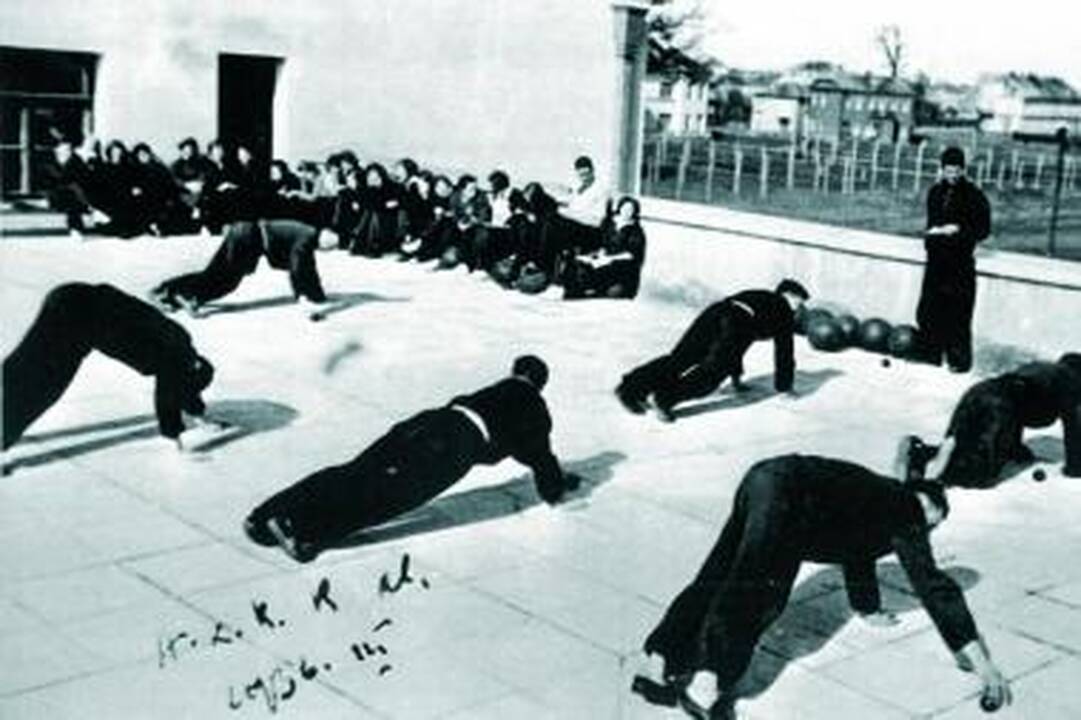Lietuvos kūno kultūros akademijai - 75-eri