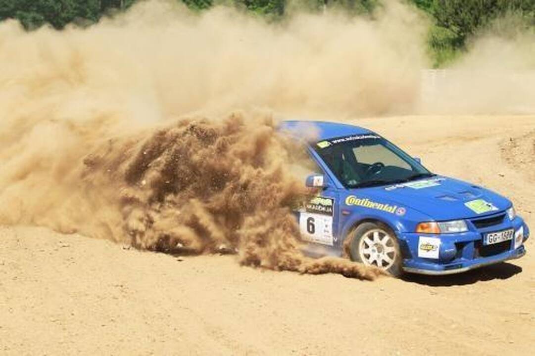 Lietuvos žurnalistų ralis - 400 km Latvijos ir Lietuvos keliais 