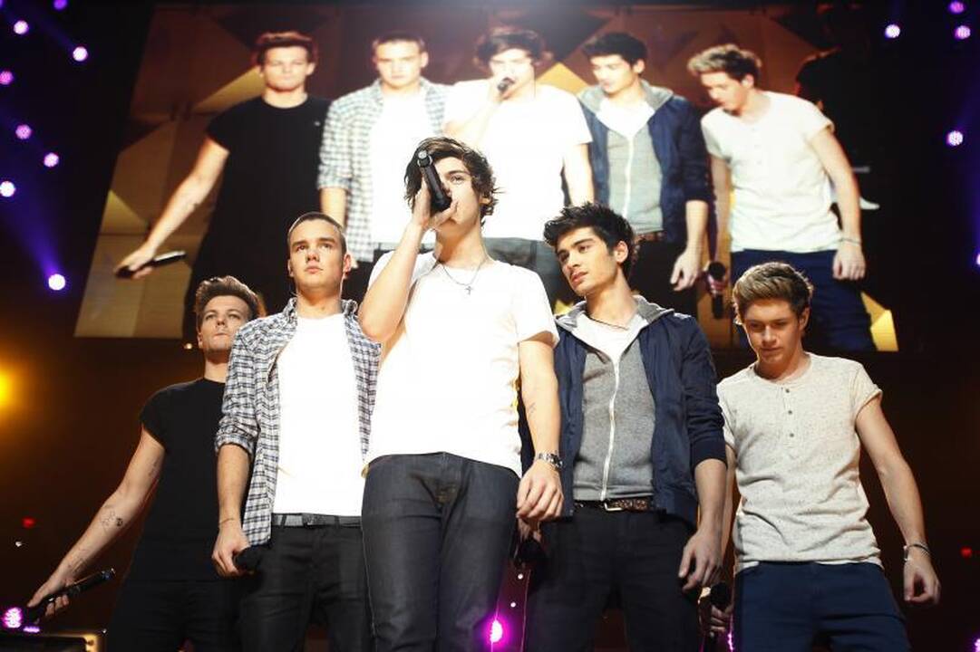 Grupė „One Direction“ pasirodys per Britanijos muzikos apdovanojimus