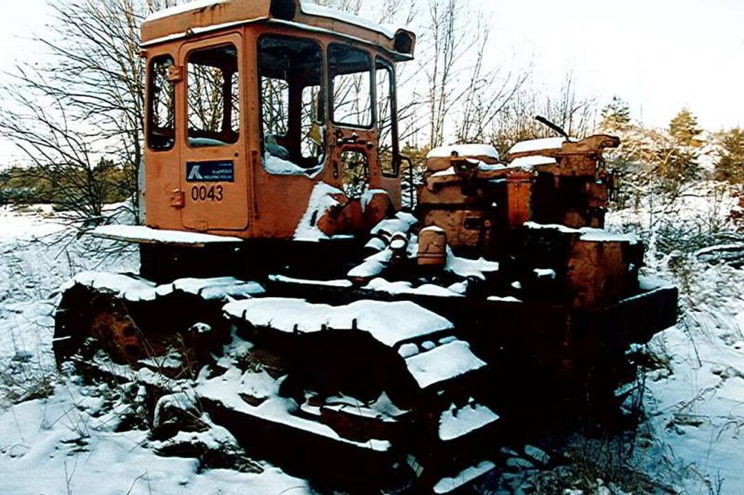 Ūkininkų technikai pavojingos kliūtys kelyje, vagys ir gaisrai