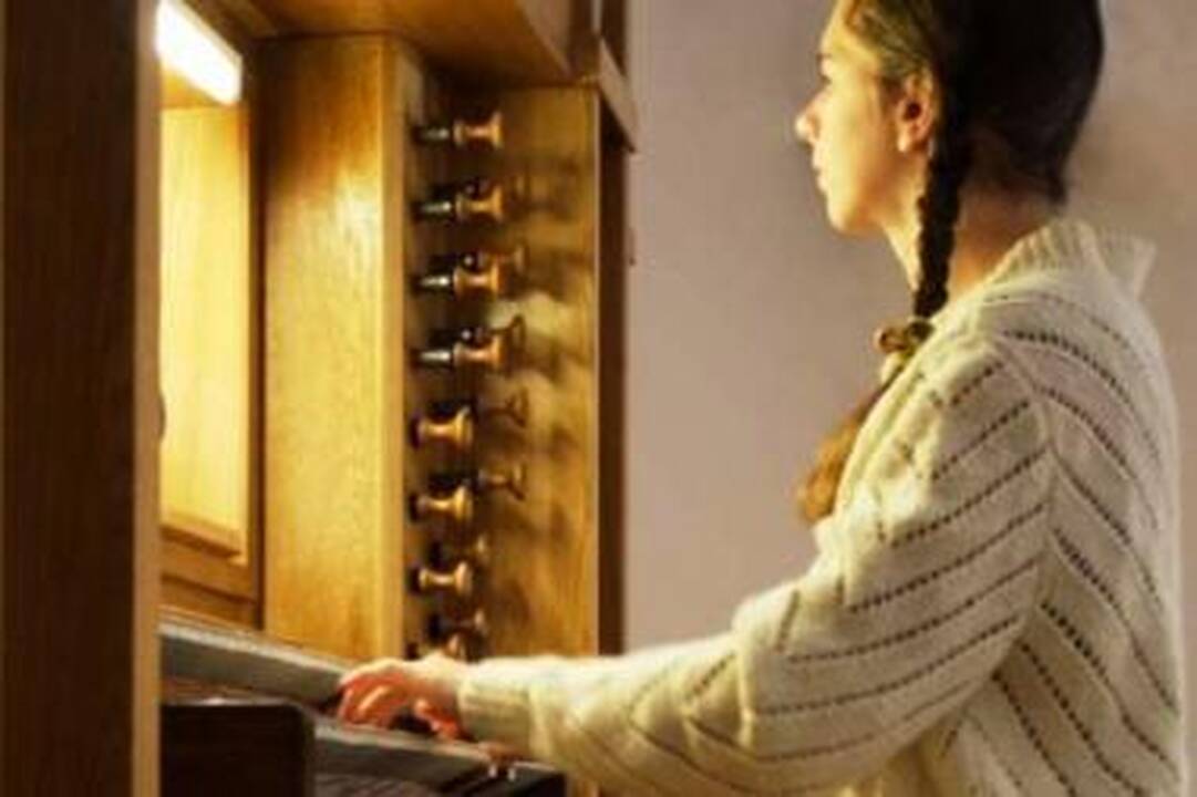 Muzika kvies prisikelti iš tamsybių