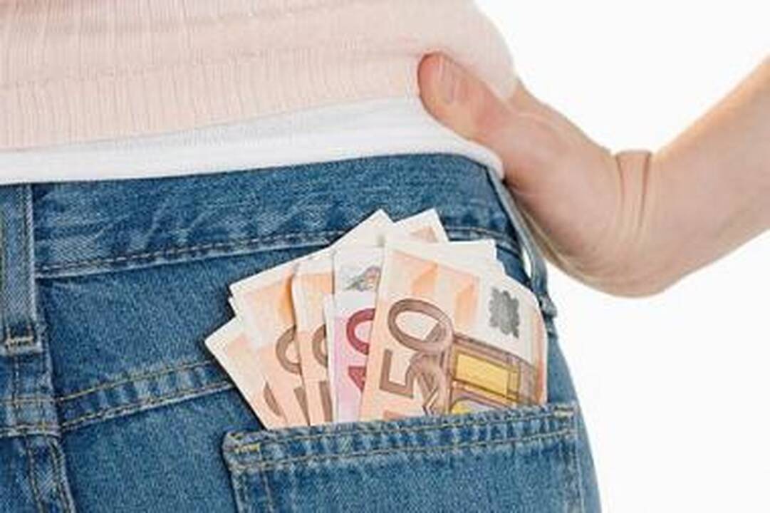 Daugelis lenkų nepritaria euro įvedimui