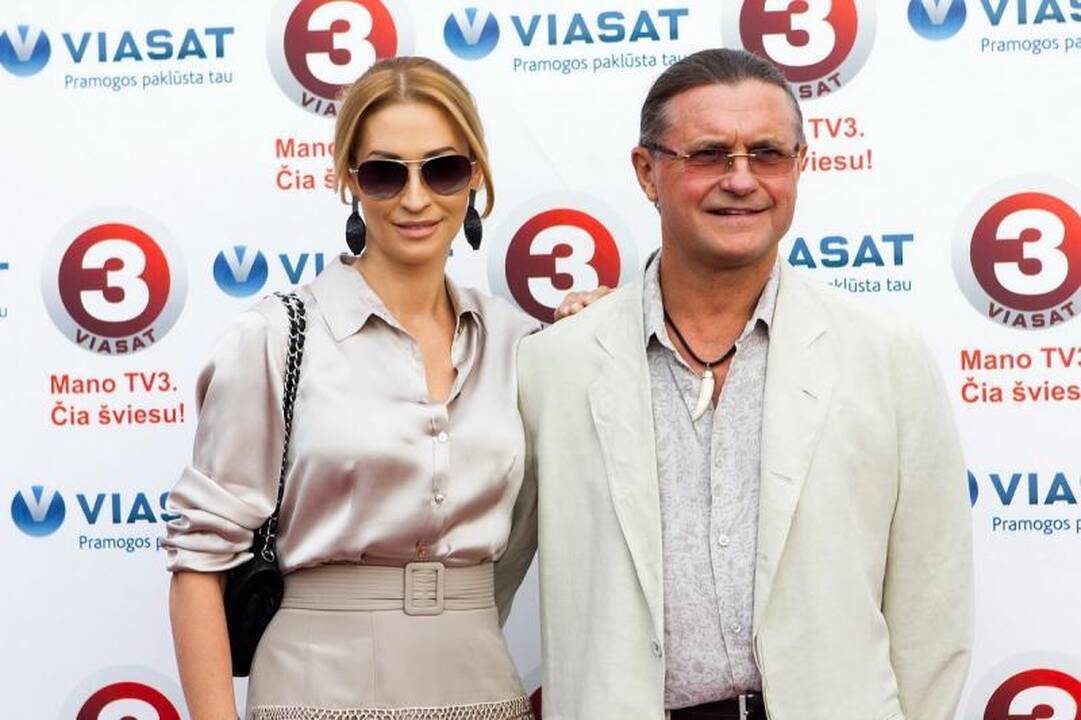 D. Bosas: geriau turėti vyrą su patirtimi, nei jaunuolį