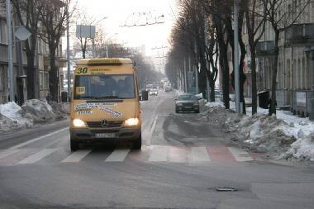 Kaune maršrutinių taksi nesumažės