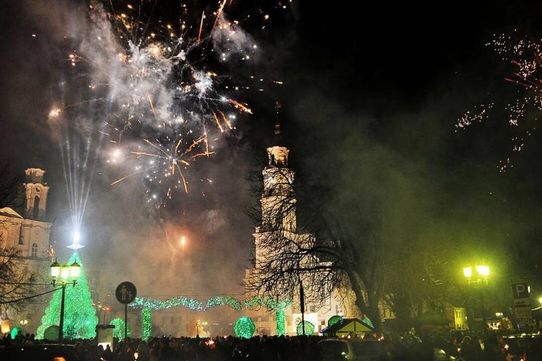 Naujųjų metų sutikimas Kaune: gaisras, avarija, muštynės
