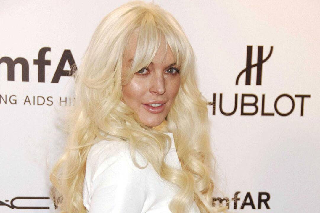 Skandalingoji Lindsay Lohan įkūnys Elizabeth Taylor