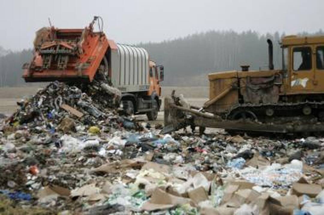 Pateikti atliekų sistemos ir miškų ūkio pertvarkos projektai