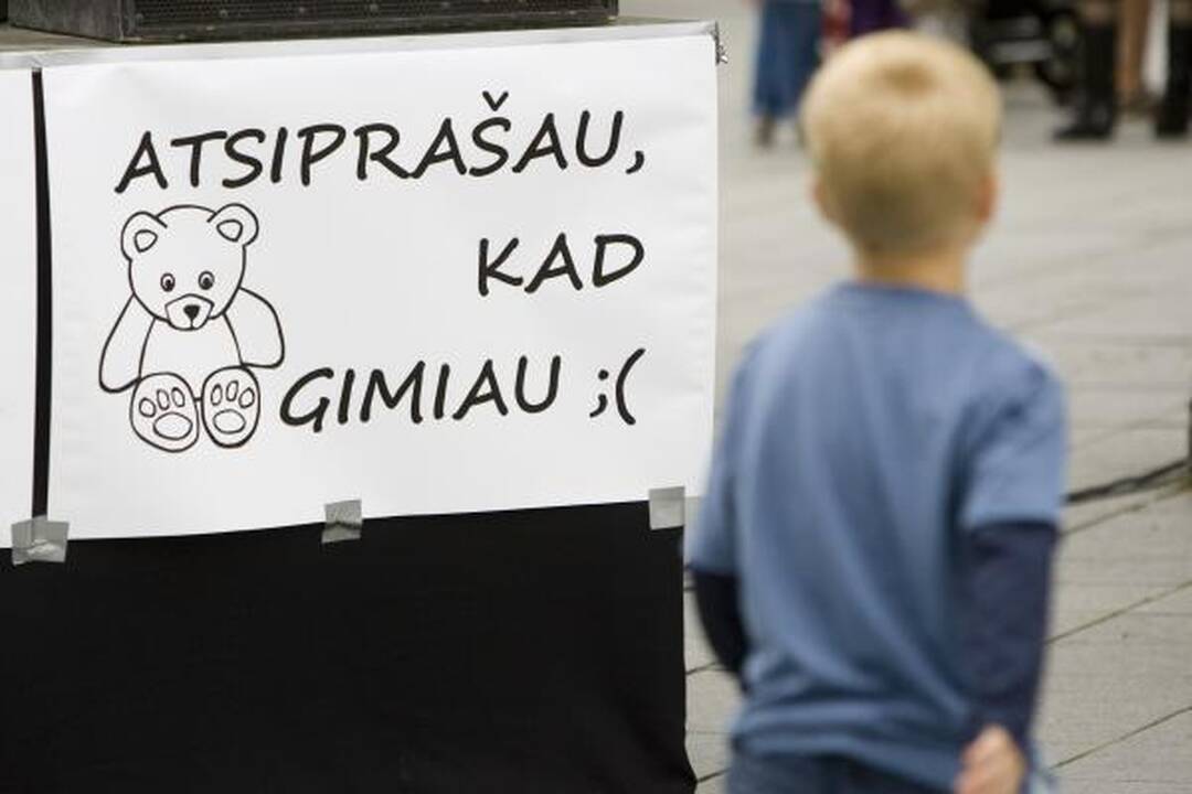 Mitingą organizavę tėvai: savivaldybė pasityčiojo iš mūsų