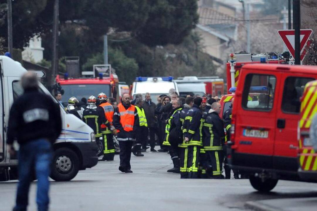 Per išpuolį žydų mokykloje sužeistas paauglys yra stabilios būklės