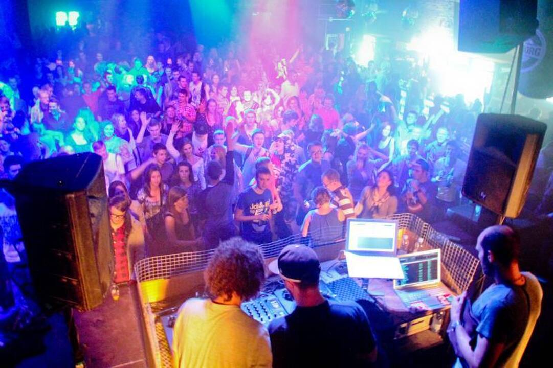 „Play“    klubui    ruošiamas    apynasris