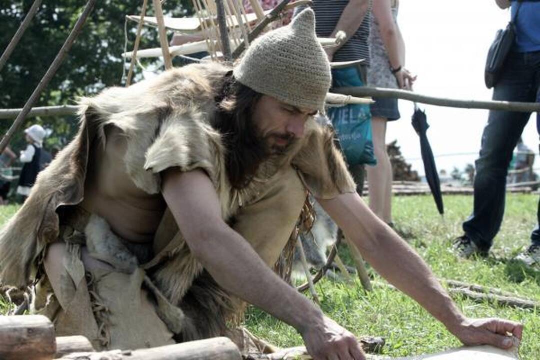 Kernavėje šurmuliuoja Gyvosios archeologijos dienos