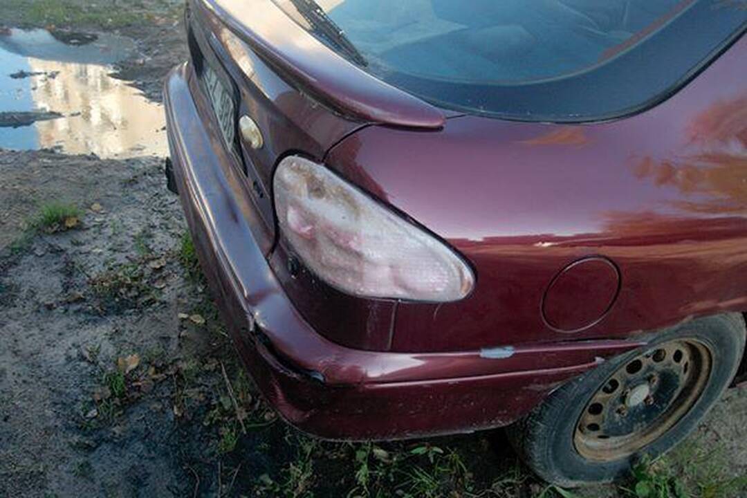 Vilniuje sudeginti du automobiliai