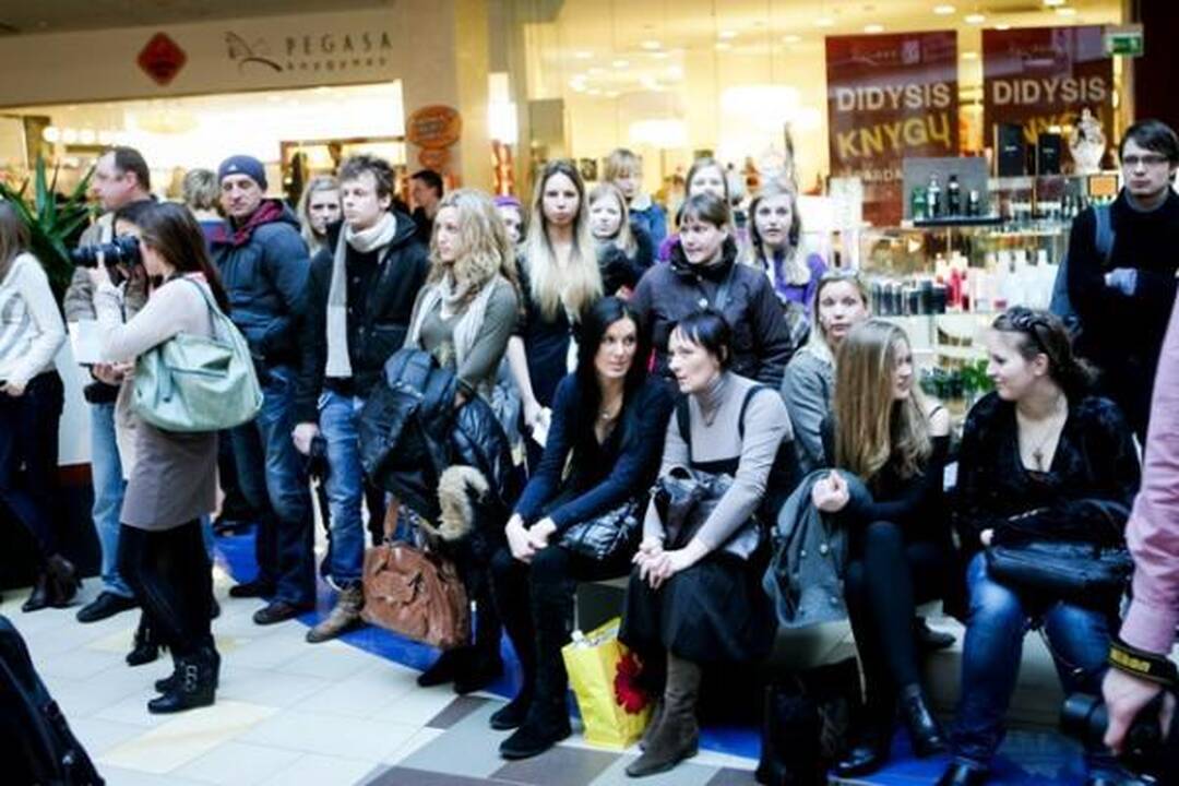 "Mados infekcijai" atrinkti modeliai