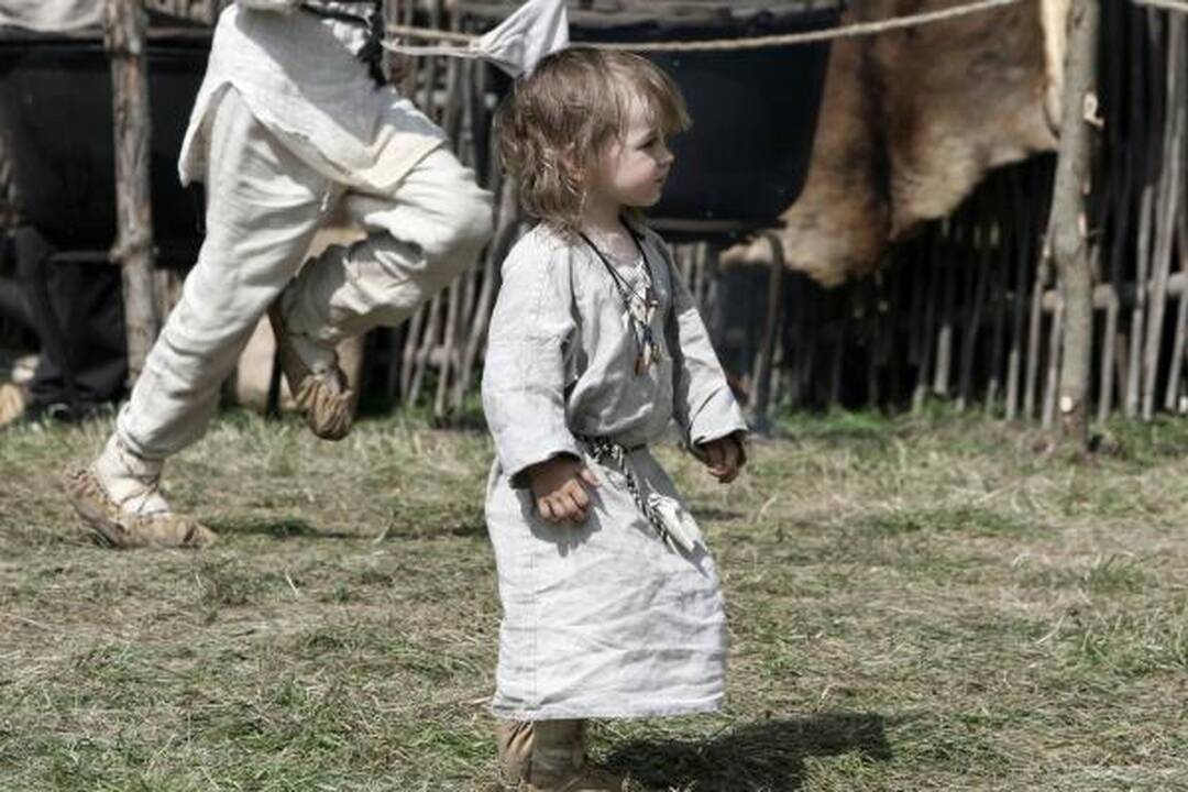 Kernavėje šurmuliuoja Gyvosios archeologijos dienos