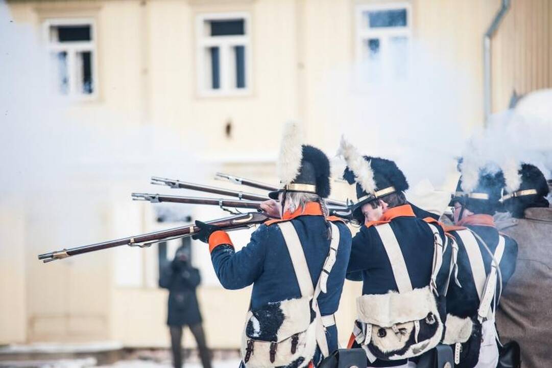 Rumšiškių muziejus tapo  istorinio   mūšio lauku