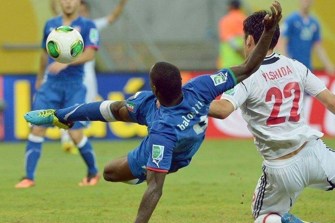Po dramatiškos kovos japonai krito, tolyn žengė italai ir brazilai