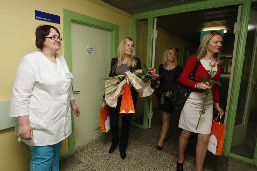 Naujagimiams - prisiminimas apie gimimą Pasaulinę dieną be tabako