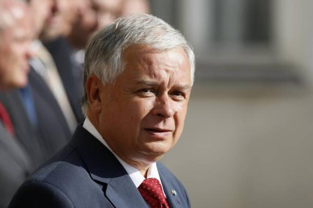 Lenkijos vadovo palaikai pargabenti į Varšuvą