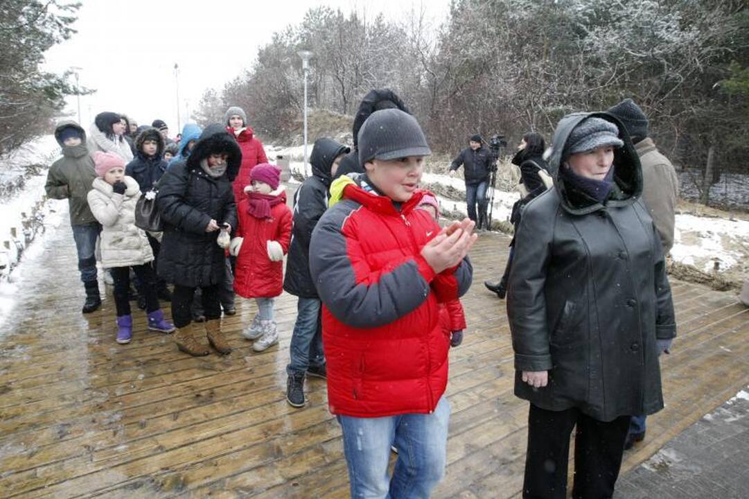 Velykų linksmybėms Palangoje sutrukdė sniegas 