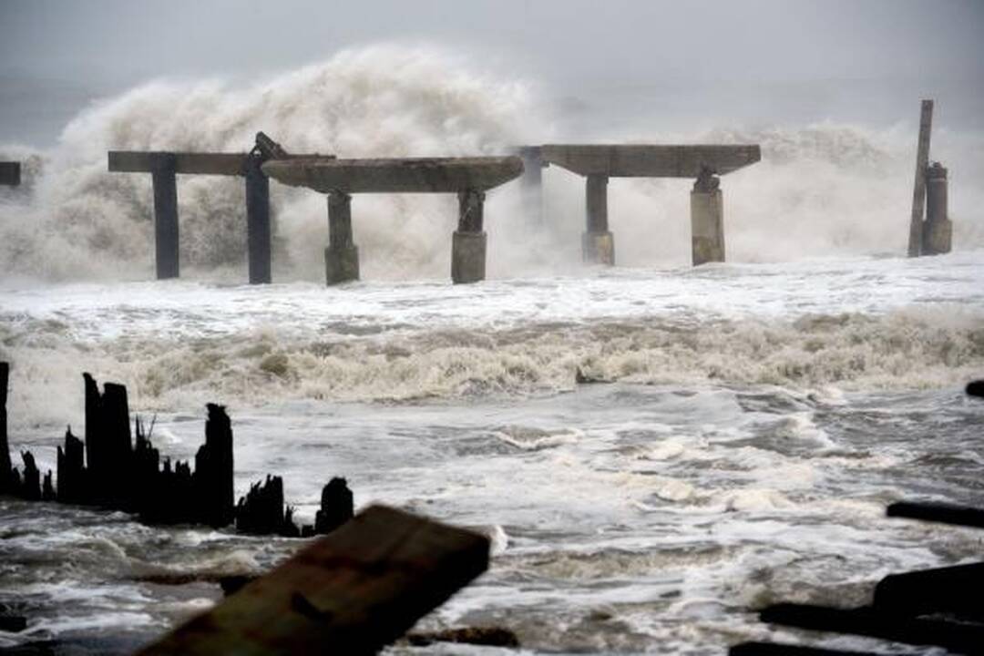 Uraganas Sandy smogė Atlantik Sičiui, eilėje - Niujorkas