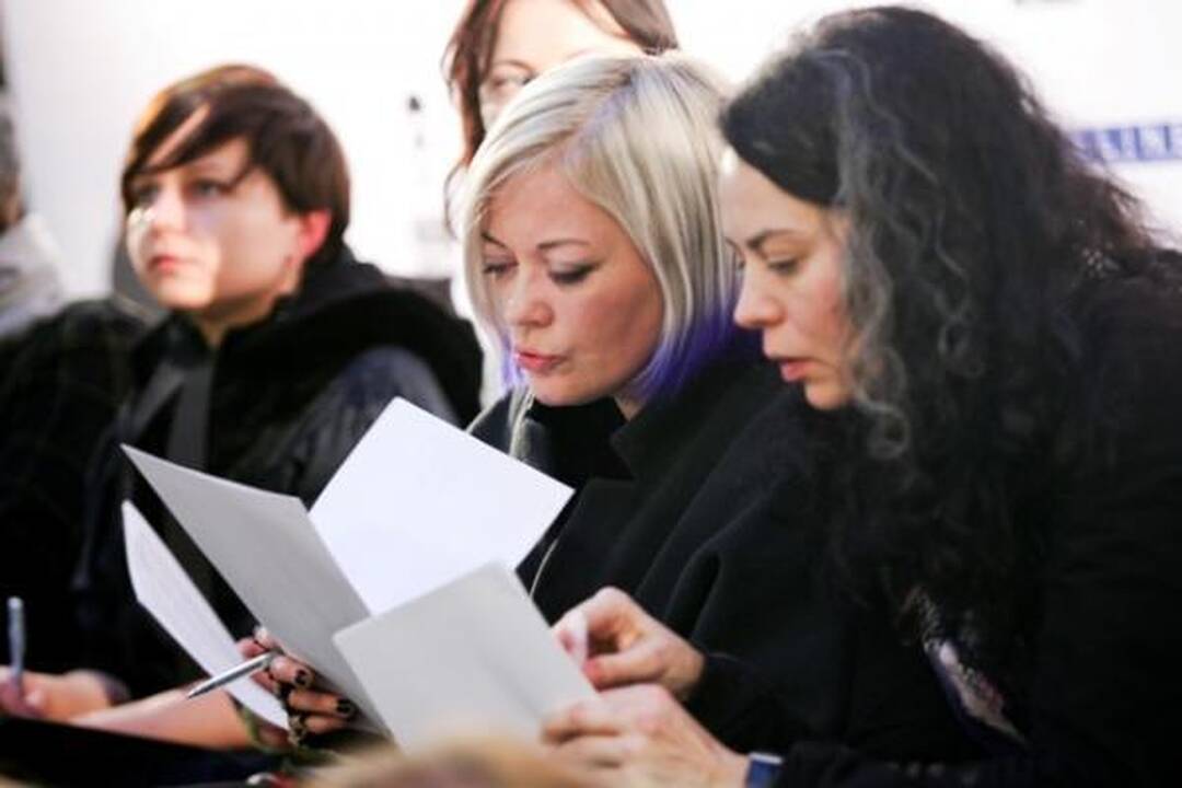 "Mados infekcijai" atrinkti modeliai