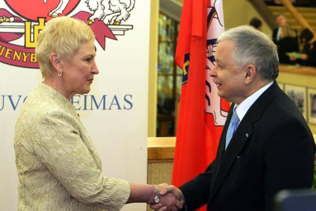 Lenkijos vadovo palaikai pargabenti į Varšuvą