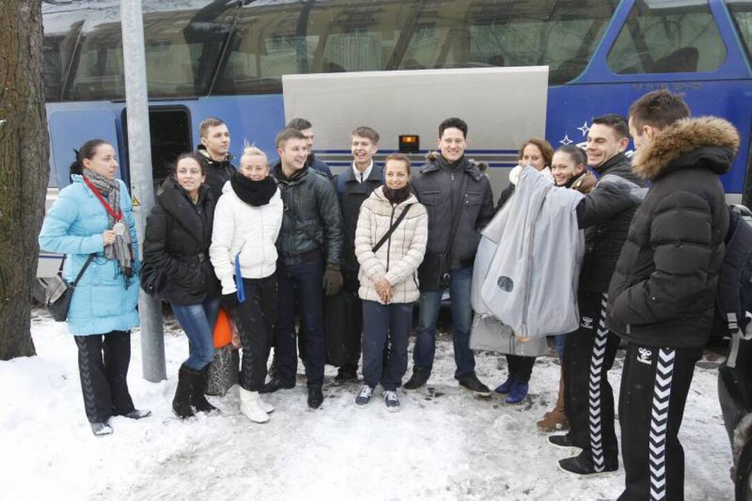 Vos grįžę „Žuvėdros“ šokėjai vėl kibs į darbus