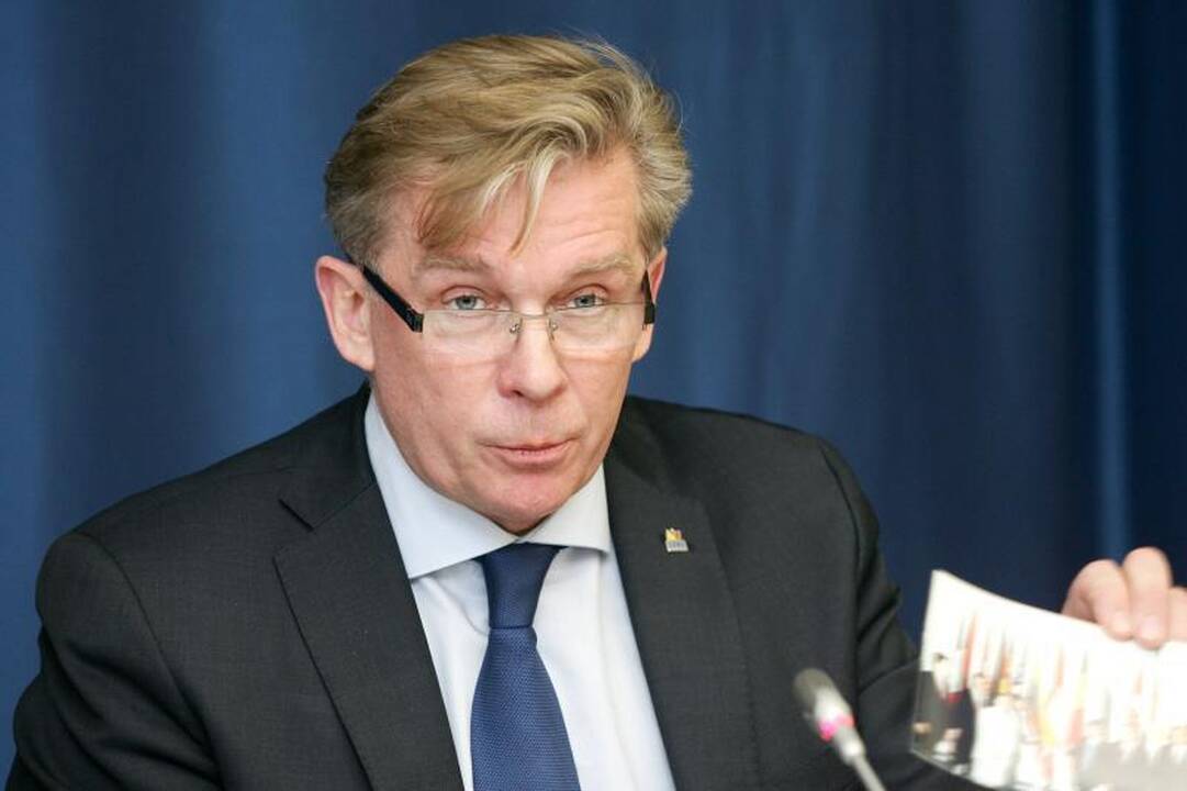 Seimas driokstelėjo: nori draugauti su komunistine Kuba