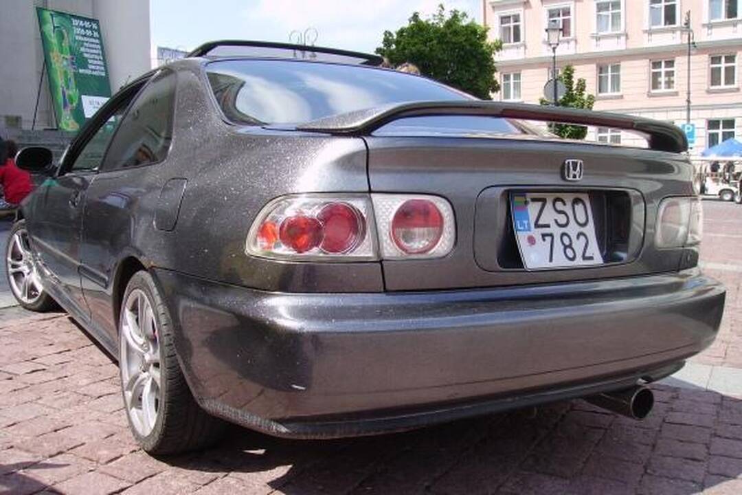 „Moksleivių garaže“ – nuo vieno iki keturių ratų