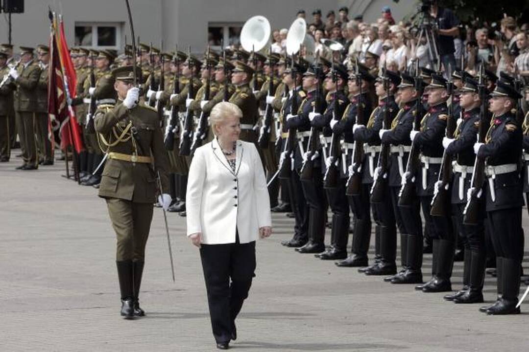 D.Grybauskaitė: Nereikia aukotis dėl valstybės - reikia ją mylėti ir kurti