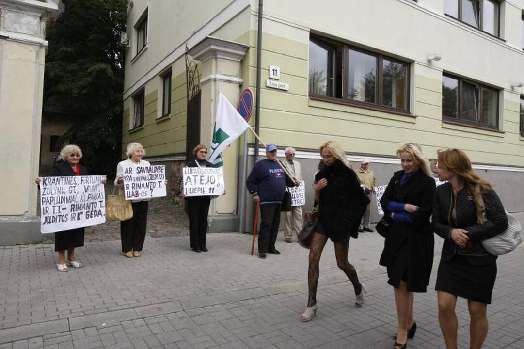 Klaipėdiečių pikete – ginčai su policininkais