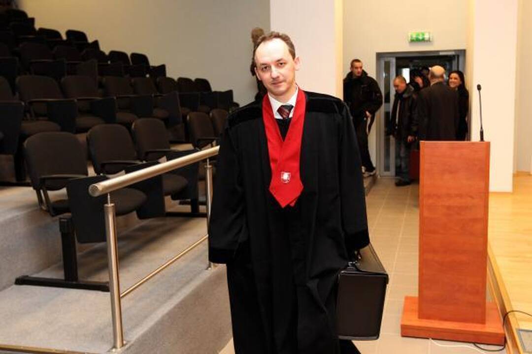 Riaušių prie Seimo dalyviai atsipirko lygtinėmis bausmėmis