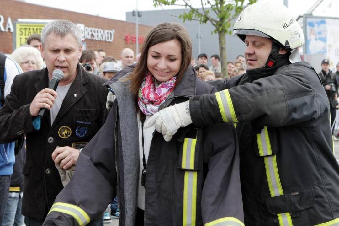 Ugniagesiai šventė kartu su miestiečiais