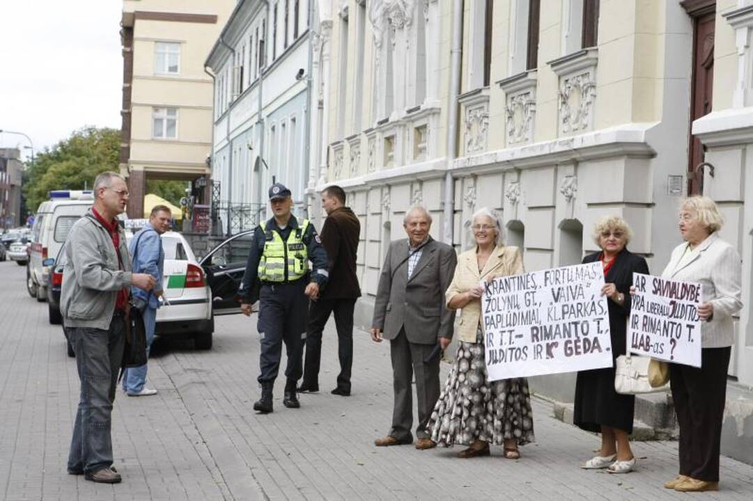 Klaipėdiečių pikete – ginčai su policininkais