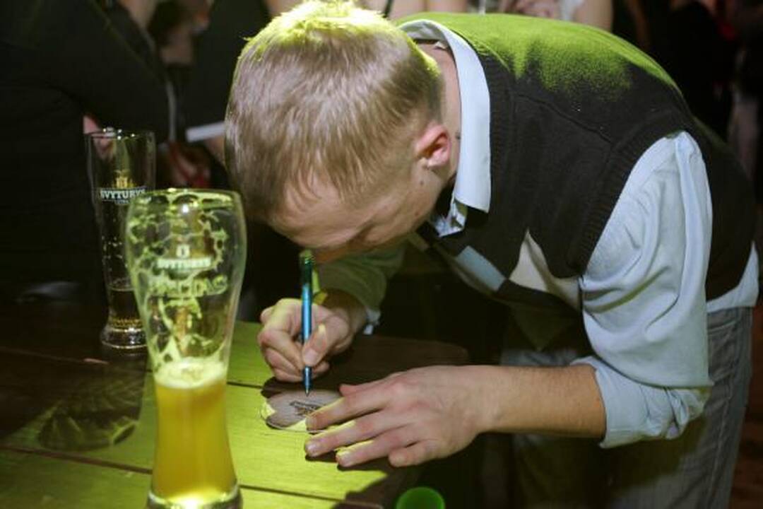 Tris kartus degusio "Brodvėjaus" atidaryme pasirodė "Pelenai"